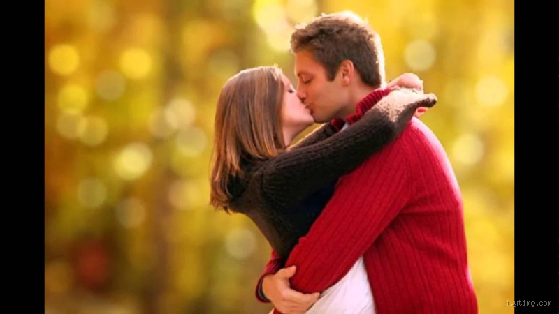 Do You Kiss a Girl on the Top or Bottom Lip?