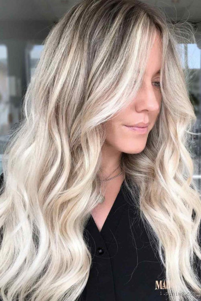 Is Blonde Hair Out of Style for 2023? Here’s the Truth!