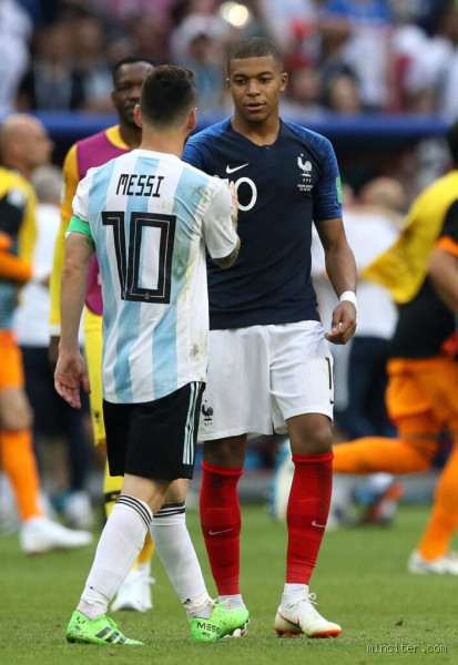 Is France Stronger than Argentina in Football? A Deep Dive